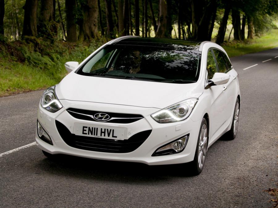  Hyundai i40 Station Wagon CRDi 2011 года  (UK) (фото 126 из 146)